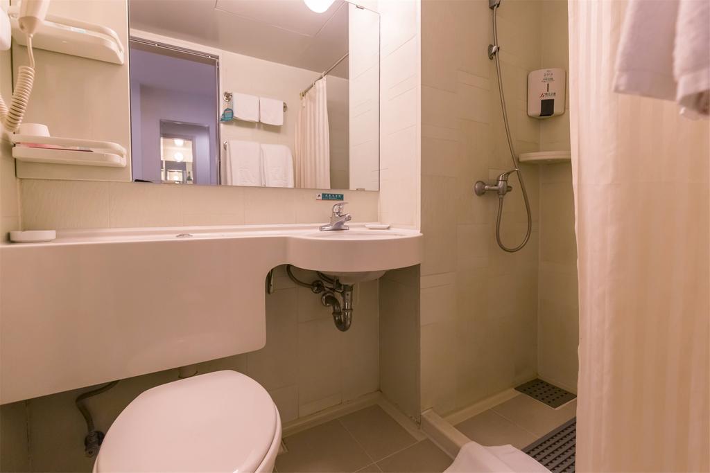Hotel Jinjiang Maotai Road 3*